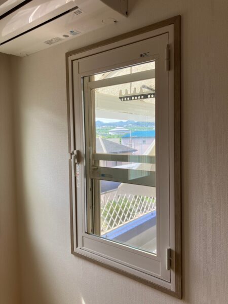 熊取町にて内窓設置工事の施工後写真